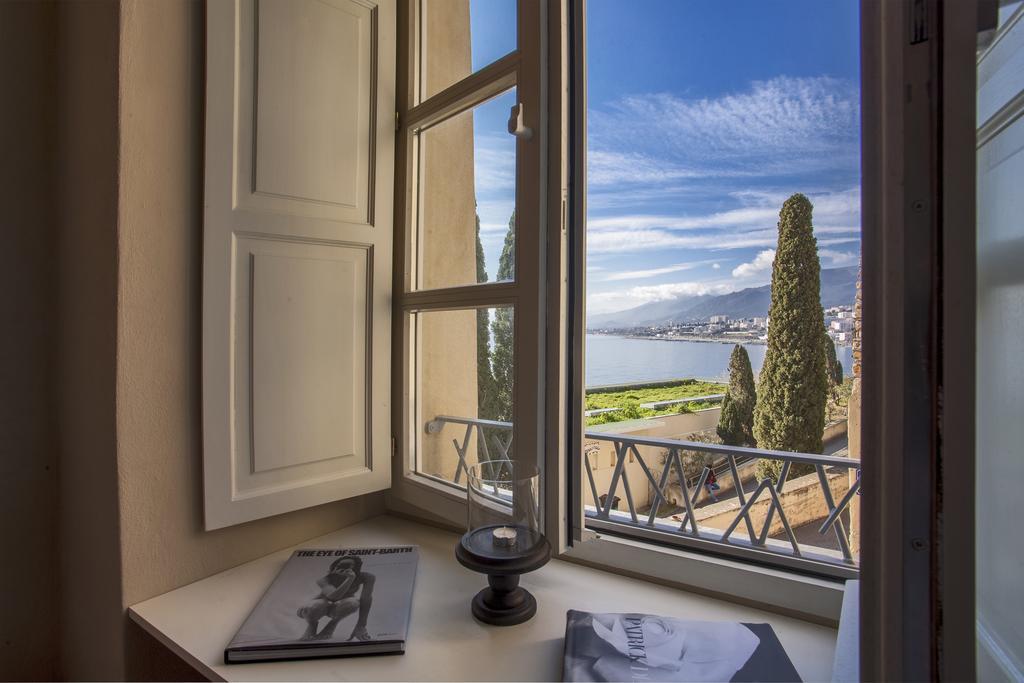 U Palazzu Ghejenuvese Appartement Bastia  Buitenkant foto